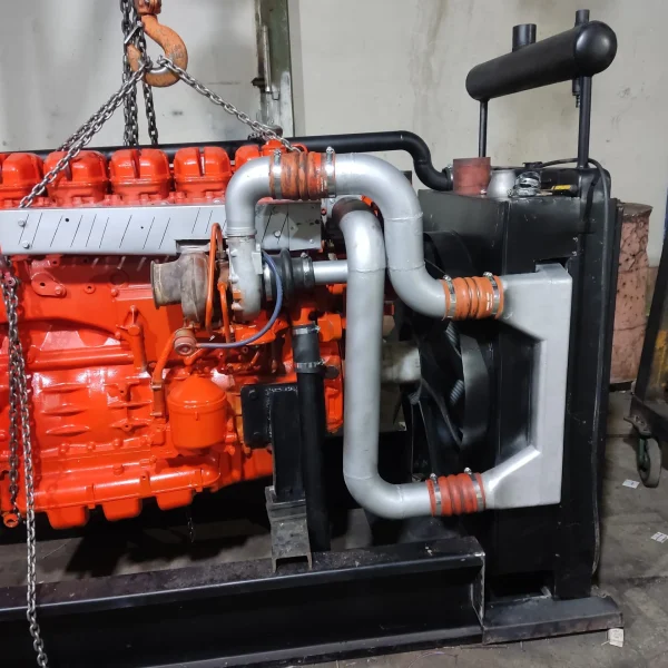 موتور ژنراتور اسکانیا ۵ سیلندر